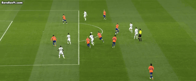 山东泰山主场1-2不敌大连英博遭遇两连败