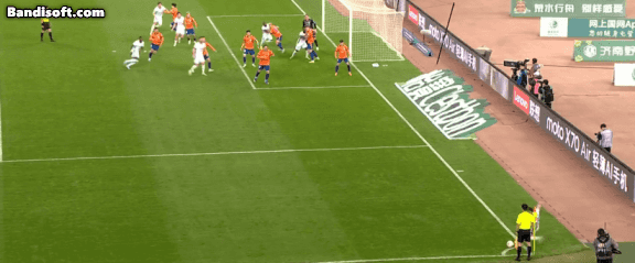 山东泰山主场1-2不敌大连英博遭遇两连败