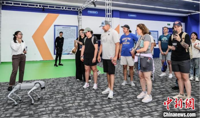 美国冰球协会代表团访问黑龙江:共话中美冰球