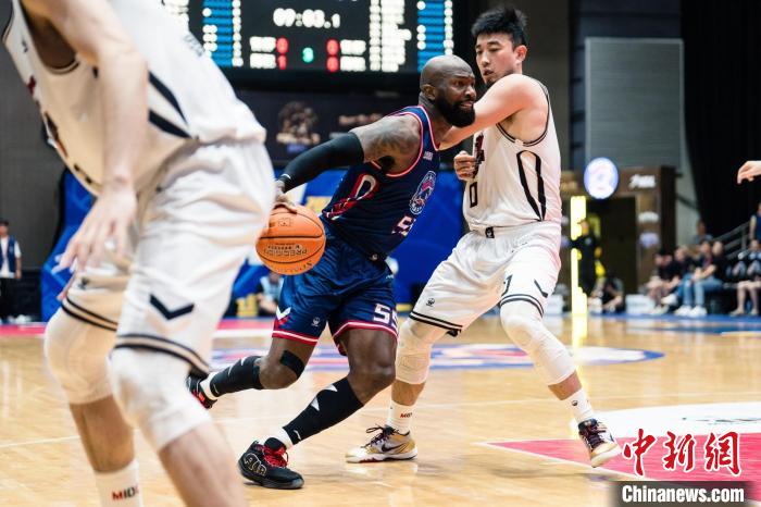香港金牛队主场再胜安徽文一队，距离总冠军仅
