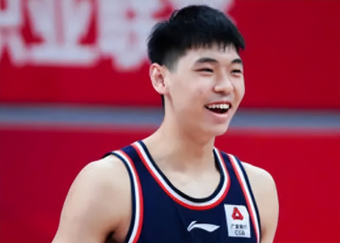 崔永熙复出后状态起伏 广东男篮季后赛面临多重
